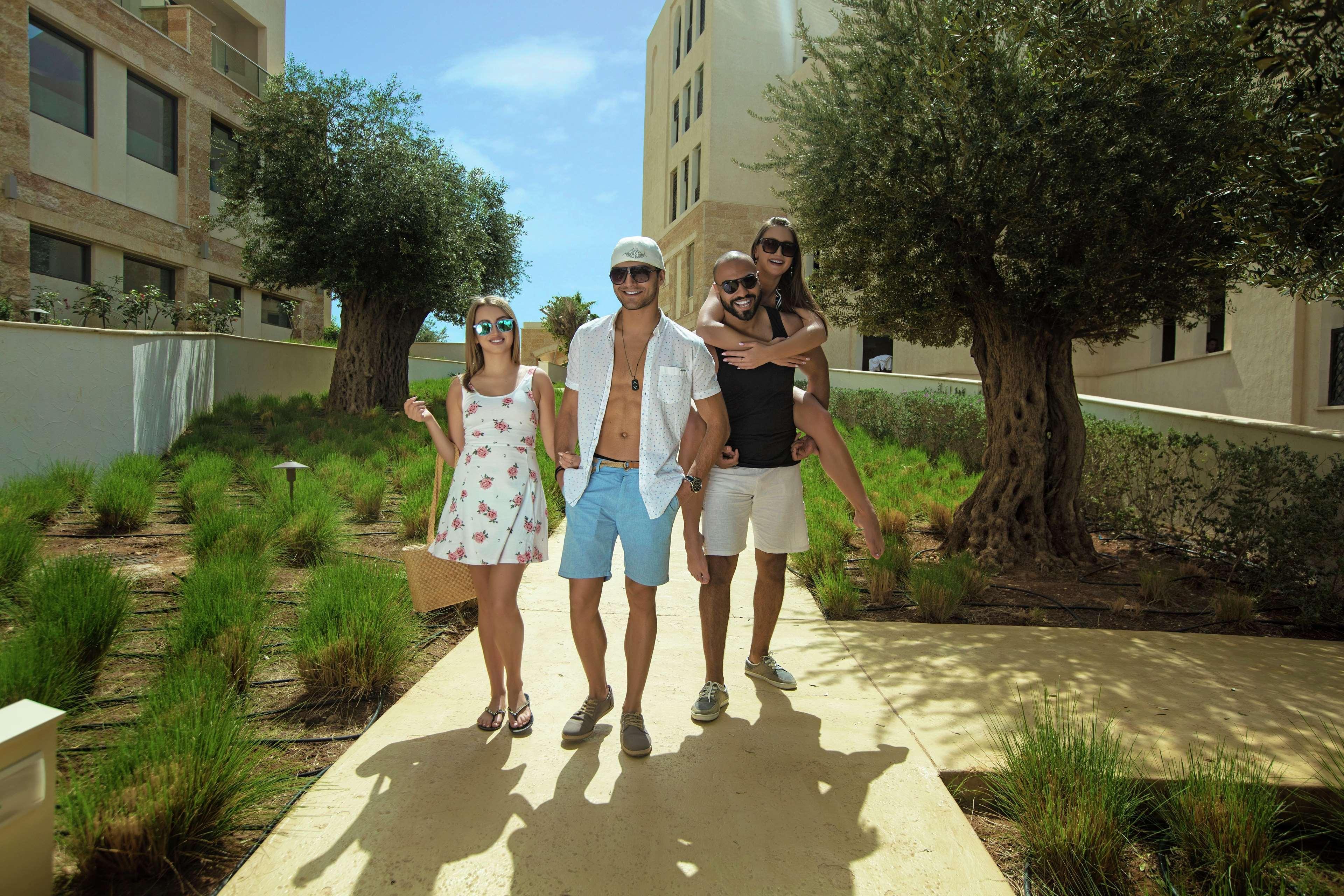 Hilton Dead Sea Resort & Spa Sweimeh Bagian luar foto The cast of the series