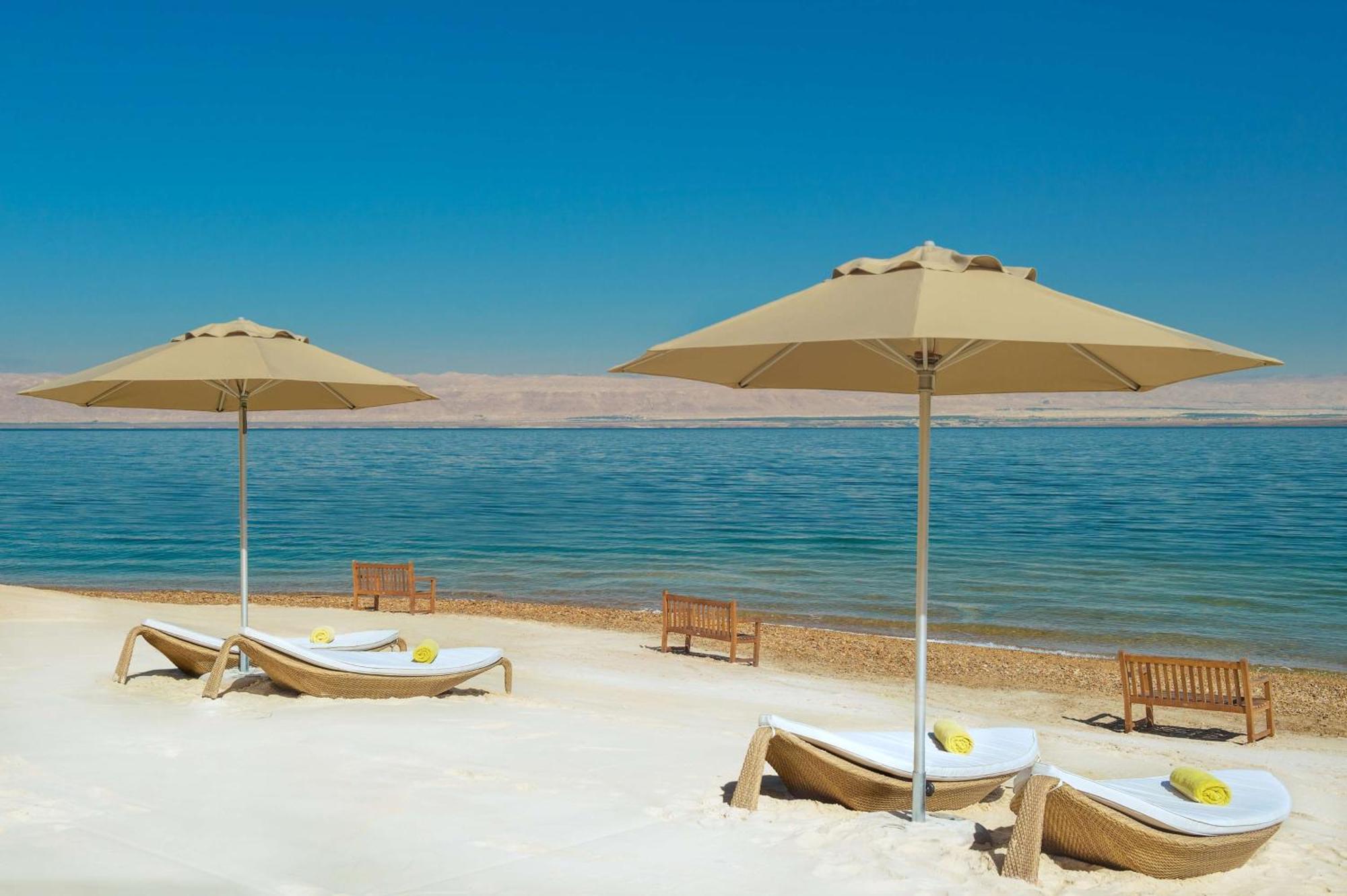Hilton Dead Sea Resort & Spa Sweimeh Bagian luar foto Dead Sea
